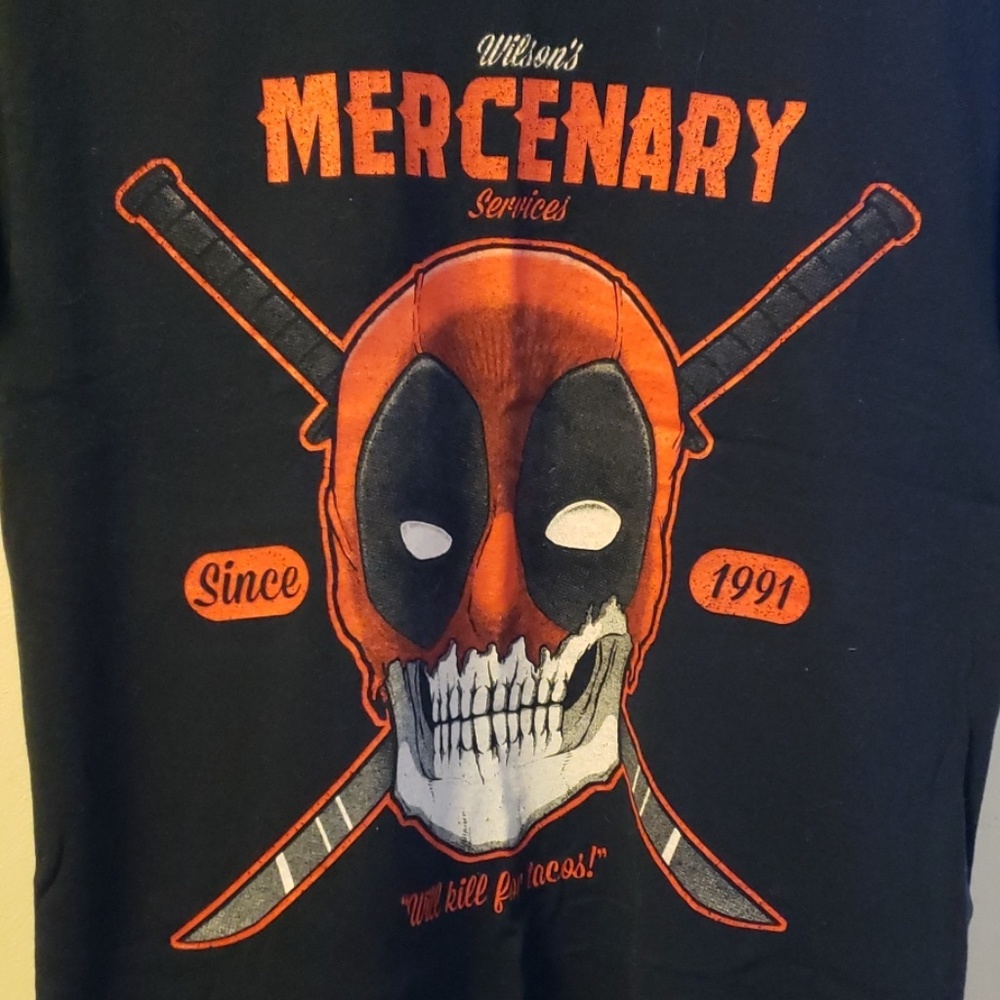Deadpool T-shirt